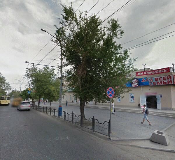 Банкомат Газпромбанка по адресу улица Савушкина 61до ф-ла гпб