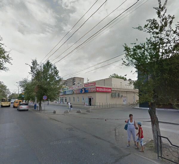 Банкомат банка Уралсиб по адресу улица Савушкина 25а